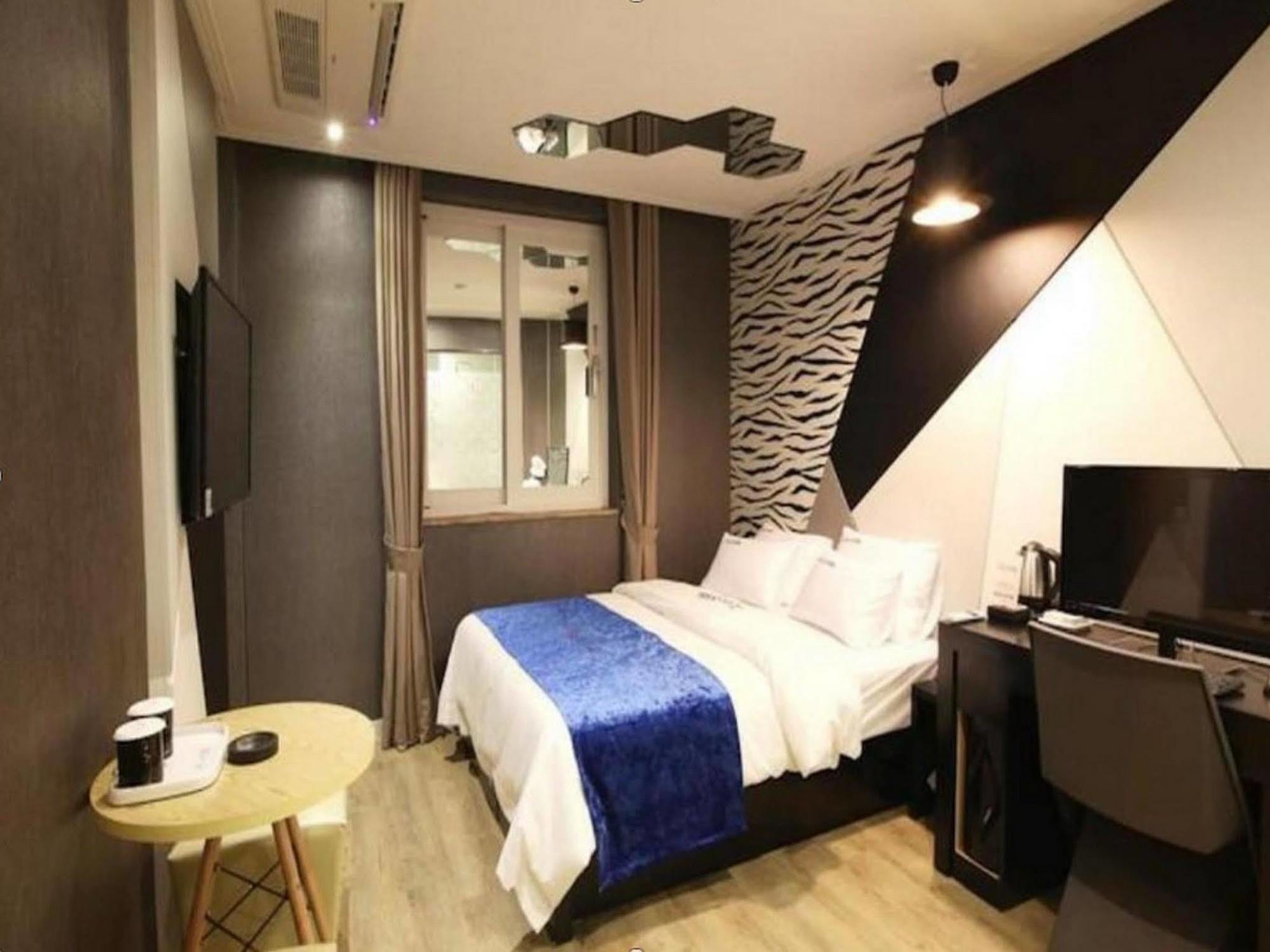 Jeju Lux Hotel Oso-ri Exterior foto